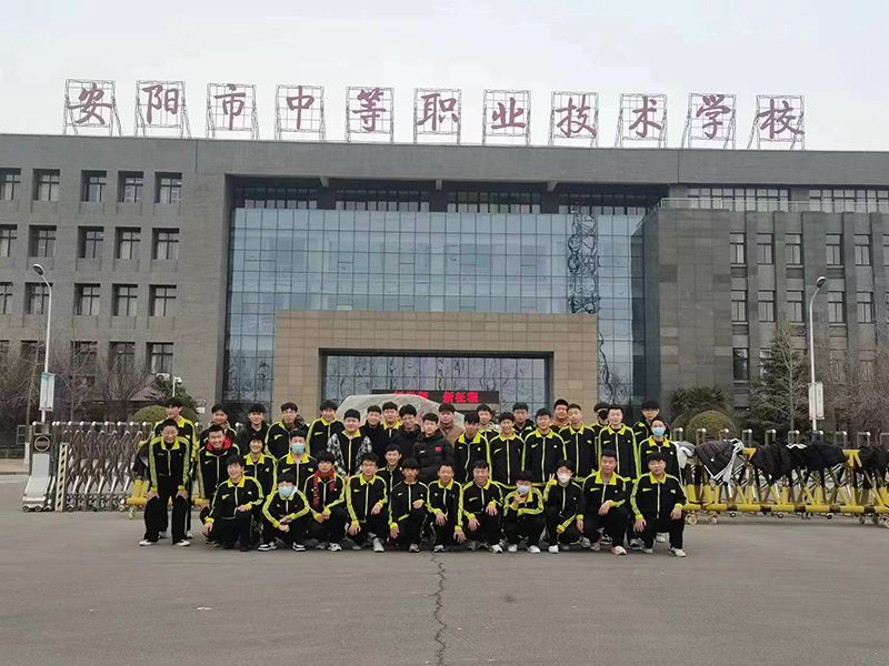联合安阳市中职开展无人机专业